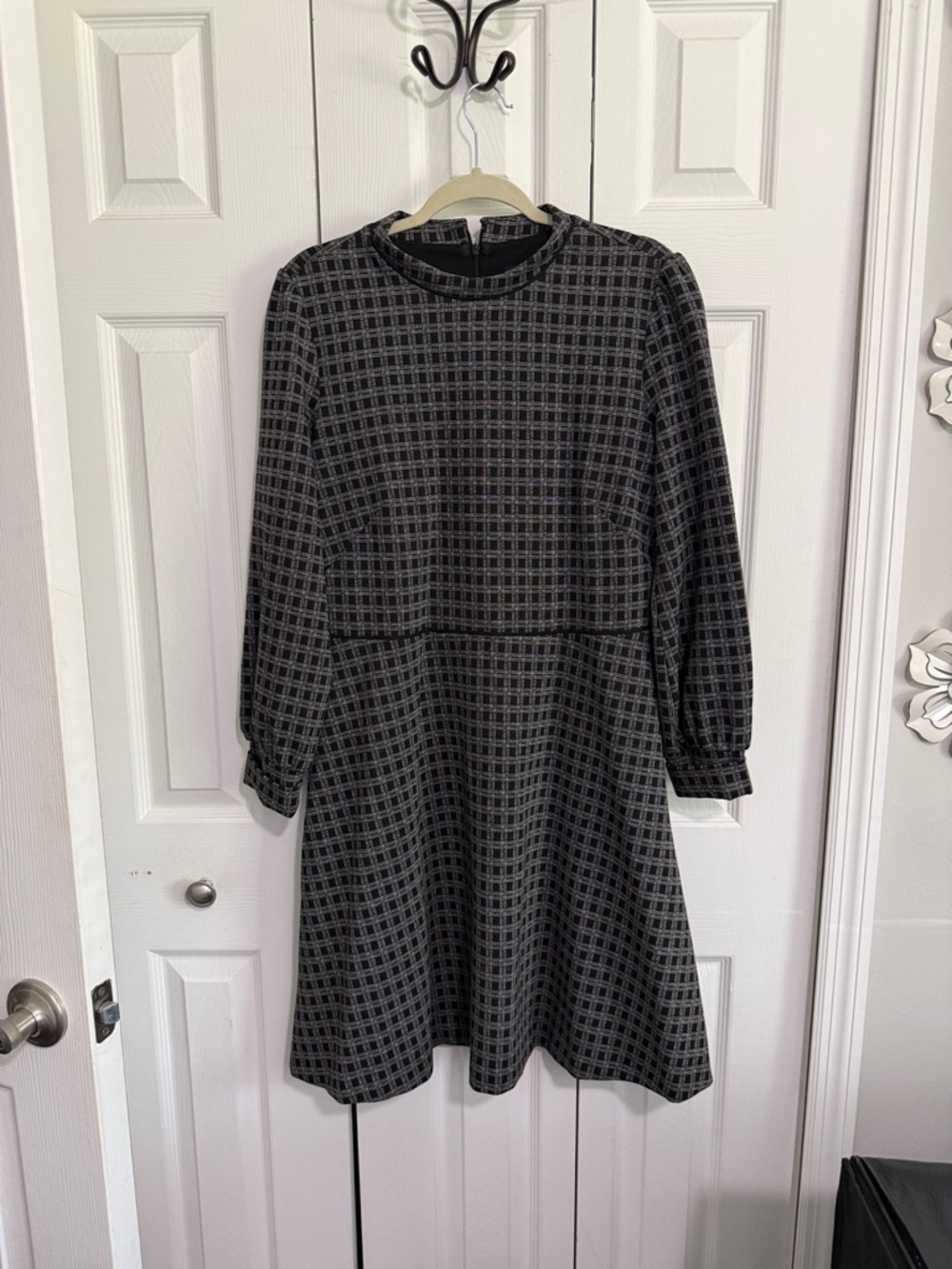 Ann Taylor Black and Gray Plaid Long-Sleeve Fit & Flare Dress